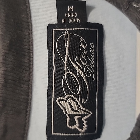 Fox Shirt with Collar - Picture 6 of 11